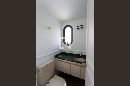 Apartamento para alugar com 190m², 3 quartos e 3 vagasLavabo