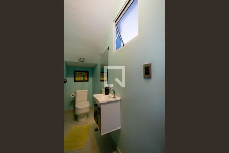 Lavabo de casa de condomínio para alugar com 3 quartos, 300m² em Jardim Peri, São Paulo