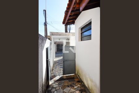 Corredor de Entrada de casa de condomínio para alugar com 1 quarto, 34m² em Jardim Cocaia, Guarulhos