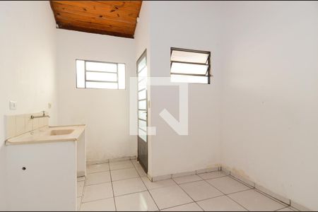 Cozinha de casa de condomínio para alugar com 1 quarto, 34m² em Jardim Cocaia, Guarulhos