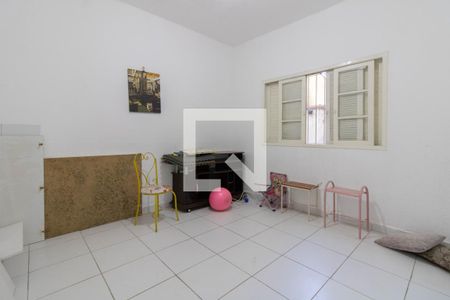 Quarto de casa para alugar com 1 quarto, 60m² em Jardim Rosa de Franca, Guarulhos