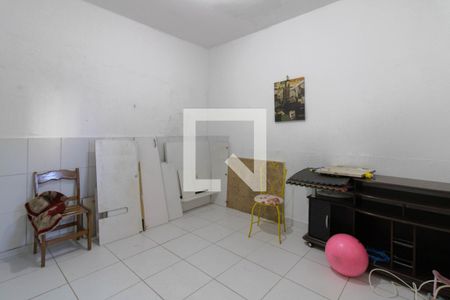 Quarto de casa para alugar com 1 quarto, 60m² em Jardim Rosa de Franca, Guarulhos