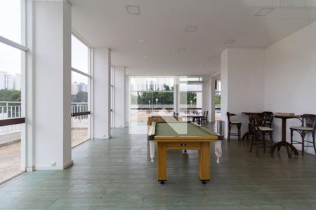 Apartamento para alugar com 160m², 3 quartos e 3 vagas Apartamento para alugar com 160m², 3 quartos e 3 vagasÁrea comum - Salão de jogos