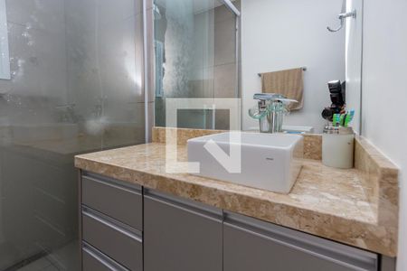 Casa à venda com 160m², 3 quartos e 2 vagasBanheiro da Suíte 1