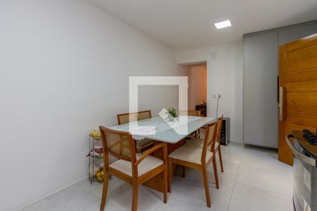 Casa à venda com 160m², 3 quartos e 2 vagasCozinha