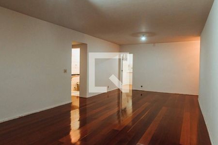 Apartamento para alugar com 190m², 3 quartos e 1 vagaSala