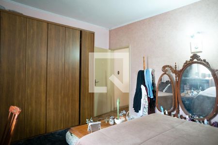 Casa à venda com 200m², 3 quartos e 4 vagasQuarto 2