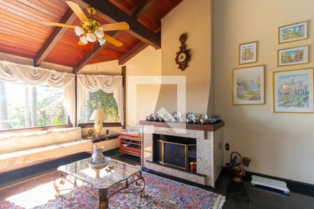 Sala de casa à venda com 4 quartos, 430m² em Vila Assunção, Porto Alegre