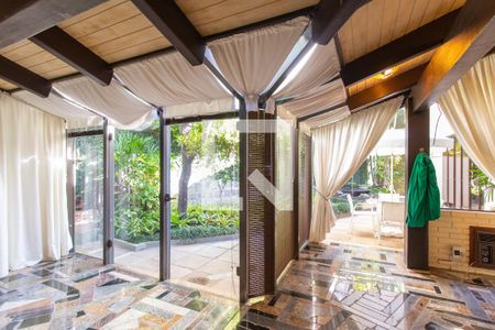 Casa à venda com 430m², 4 quartos e 4 vagasÁrea Externa