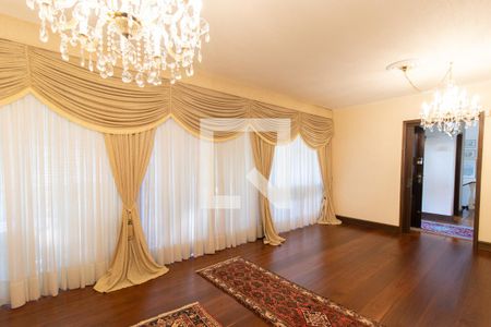 Sala de casa à venda com 4 quartos, 430m² em Vila Assunção, Porto Alegre