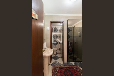 Casa à venda com 430m², 4 quartos e 4 vagasBanheiro de Serviço