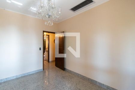 Casa à venda com 430m², 4 quartos e 4 vagasQuarto 2