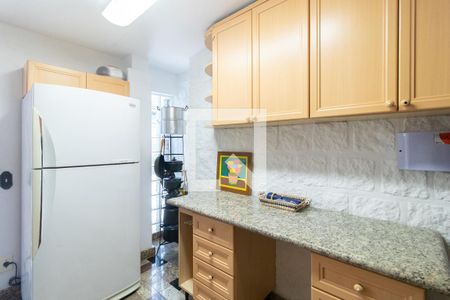 Casa à venda com 430m², 4 quartos e 4 vagasCozinha 2