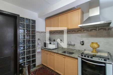 Casa à venda com 430m², 4 quartos e 4 vagasCozinha 2