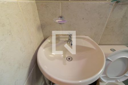 Casa à venda com 430m², 4 quartos e 4 vagasBanheiro - Anexo