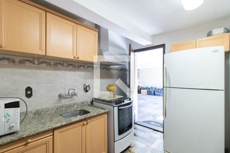Casa à venda com 430m², 4 quartos e 4 vagasCozinha 2