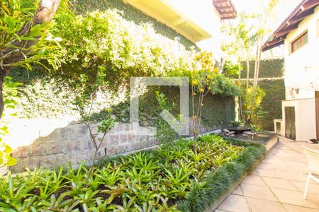 Casa à venda com 430m², 4 quartos e 4 vagasÁrea Externa