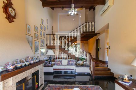 Sala de casa à venda com 4 quartos, 430m² em Vila Assunção, Porto Alegre