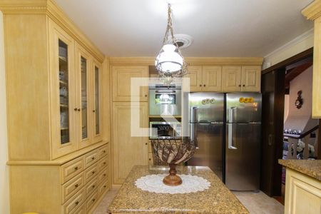 Casa à venda com 430m², 4 quartos e 4 vagasCozinha e Área de Serviço