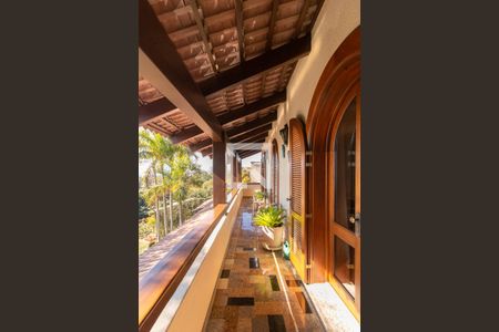 Casa à venda com 430m², 4 quartos e 4 vagasVaranda