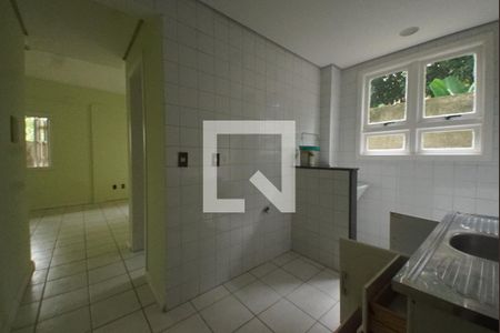 Corredor de apartamento para alugar com 1 quarto, 58m² em Vila Joao Pessoa, Porto Alegre