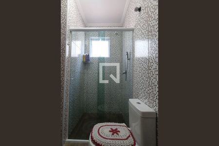 Casa à venda com 156m², 2 quartos e 2 vagasBanheiro