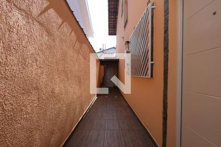 Casa à venda com 156m², 2 quartos e 2 vagasCorredor Externo