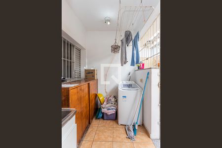 Casa à venda com 203m², 2 quartos e 5 vagasÁrea de Serviço