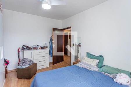 Quarto  de casa à venda com 2 quartos, 203m² em Parque Sao Domingos, São Paulo