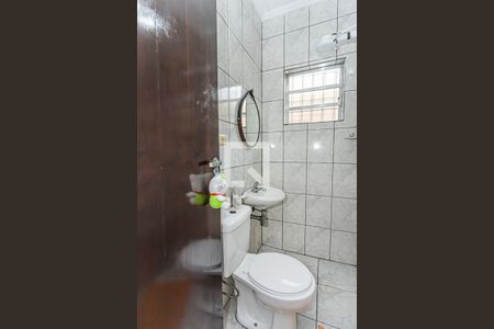 Casa à venda com 203m², 2 quartos e 5 vagasBanheiro suite