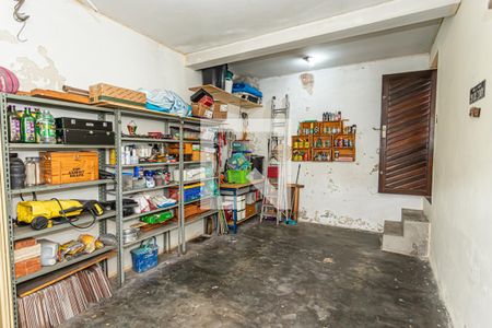 Casa à venda com 203m², 2 quartos e 5 vagasGaragem