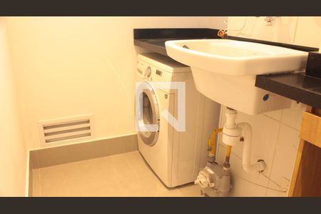 Área de Serviço de apartamento à venda com 3 quartos, 67m² em Vila Andrade, São Paulo