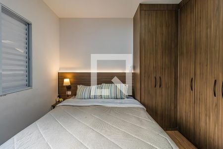 Quarto de apartamento para alugar com 1 quarto, 52m² em Jardim Maria Helena, Barueri