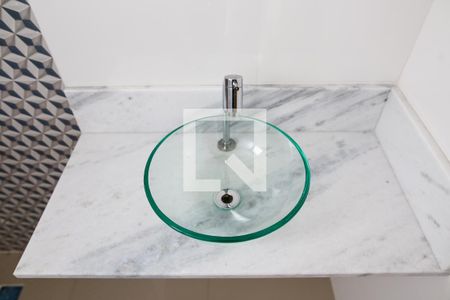 Apartamento à venda com 69m², 3 quartos e 2 vagas Apartamento à venda com 69m², 3 quartos e 2 vagasBanheiro da Suite