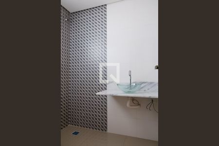 Apartamento à venda com 69m², 3 quartos e 2 vagas Apartamento à venda com 69m², 3 quartos e 2 vagasBanheiro da Suite