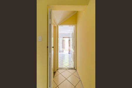 Corredor de casa à venda com 2 quartos, 119m² em Utinga, Santo André