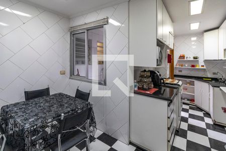 Apartamento à venda com 100m², 2 quartos e 1 vaga Apartamento à venda com 100m², 2 quartos e 1 vagaCozinha