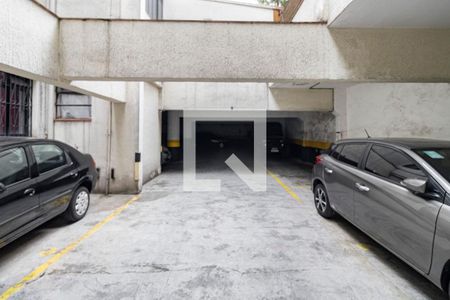 Apartamento à venda com 100m², 2 quartos e 1 vaga Apartamento à venda com 100m², 2 quartos e 1 vagaGaragem