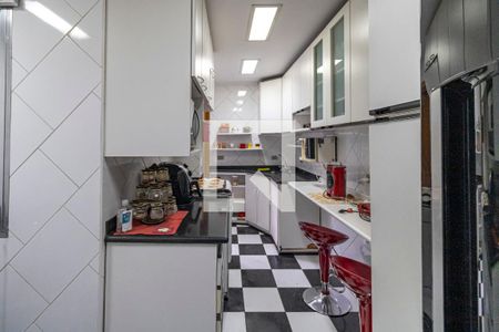 Apartamento à venda com 100m², 2 quartos e 1 vaga Apartamento à venda com 100m², 2 quartos e 1 vagaCozinha
