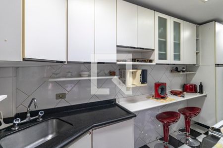 Apartamento à venda com 100m², 2 quartos e 1 vaga Apartamento à venda com 100m², 2 quartos e 1 vagaCozinha
