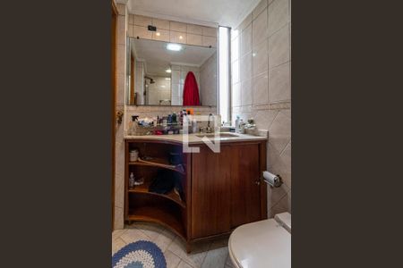 Apartamento à venda com 100m², 2 quartos e 1 vaga Apartamento à venda com 100m², 2 quartos e 1 vagaBanheiro 1 da Suíte