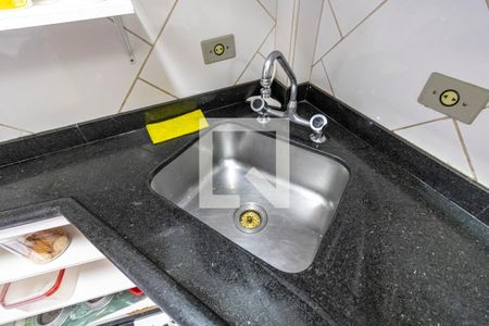 Apartamento à venda com 100m², 2 quartos e 1 vaga Apartamento à venda com 100m², 2 quartos e 1 vagaCozinha - Torneira