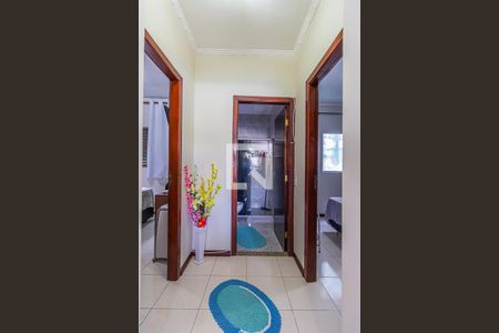 Corredor de apartamento à venda com 2 quartos, 67m² em Vila Eldizia, Santo André
