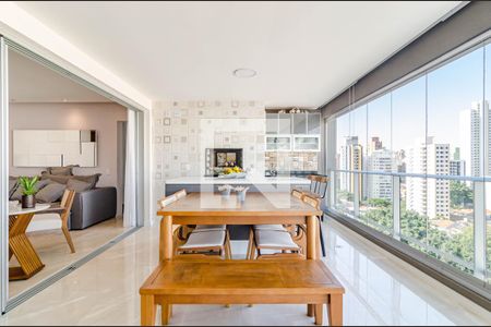 Varanda de apartamento à venda com 3 quartos, 121m² em Pinheiros, São Paulo