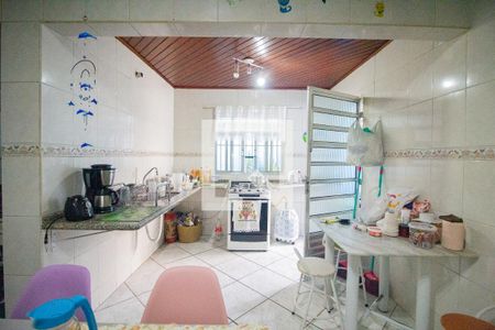 Casa à venda com 183m², 4 quartos e 4 vagascozinha