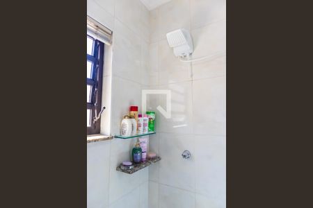 Casa à venda com 370m², 3 quartos e 4 vagasBanheiro da suíte