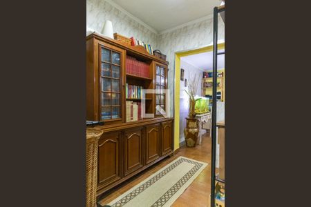 Casa à venda com 370m², 3 quartos e 4 vagasEscritório