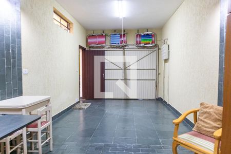 Casa à venda com 370m², 3 quartos e 4 vagasGaragem