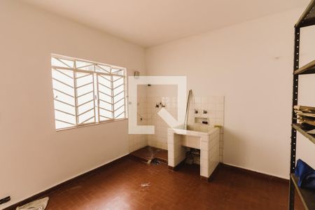 Casa para alugar com 154m², 2 quartos e sem vagaLavanderia