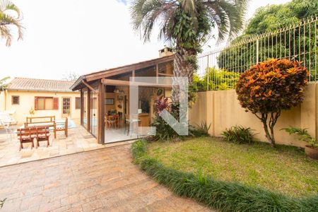 Casa à venda com 279m², 4 quartos e 4 vagasQuintal